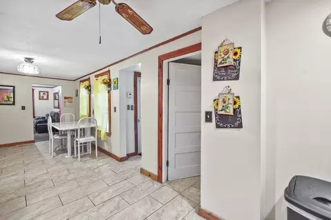 17 Forkey Ave, Worcester, MA 01603 photo 9