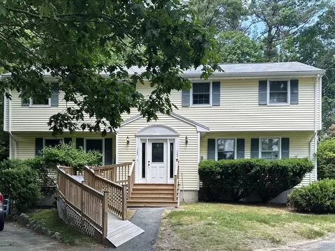 1288-1290 East St, Mansfield, MA 02048