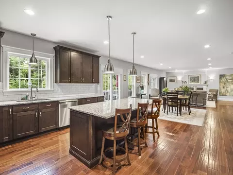 19 Margaret St, Acushnet, MA 02743 photo 6