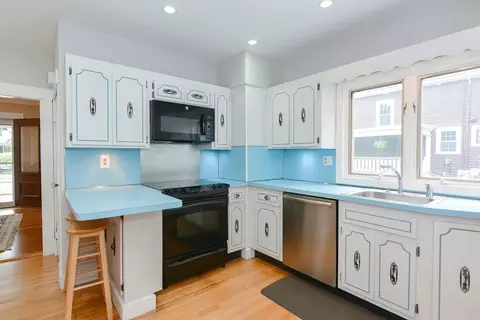 33 Riverside Pl, Walpole, MA 02081 photo 15