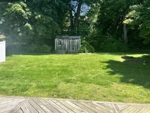 37 Ashmore Rd, Worcester, MA 01602 photo 3