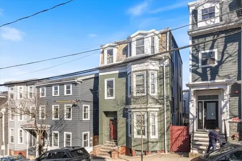 16 Atlantic St, Boston, MA 02127