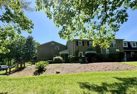 18 Cannongate #60, Tyngsborough, MA 01879