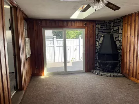36 Arvilla St, Springfield, MA 01118 photo 19