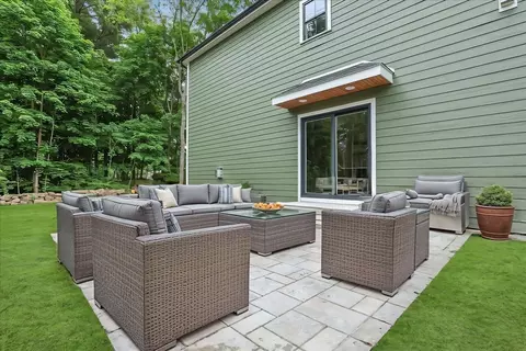 21 North St, Danvers, MA 01923 photo 13
