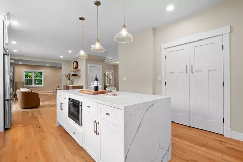 21 North St, Danvers, MA 01923 photo 7