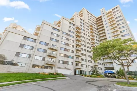 376 Ocean Ave #1004, Revere, MA 02151