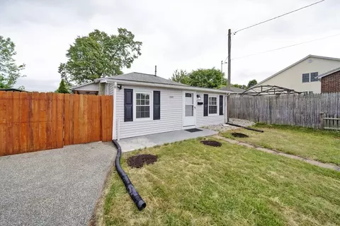 Exterior - 339 Abbott St, Springfield, MA 01118 photo 3 of 7