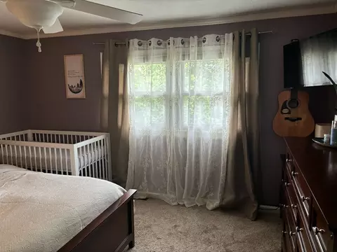 77 8th Ave, Chicopee, MA 01020 photo 19