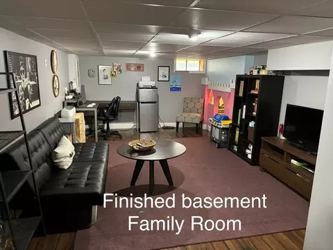 77 8th Ave, Chicopee, MA 01020 photo 30