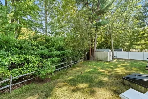 2 Eagles Cir, Berkley, MA 02779 photo 6