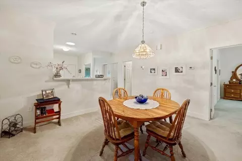 2 Eagles Cir, Berkley, MA 02779 photo 15