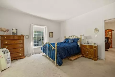 2 Eagles Cir, Berkley, MA 02779 photo 29