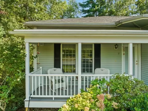 2 Eagles Cir, Berkley, MA 02779 photo 4