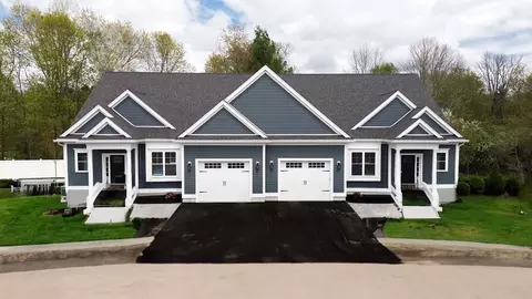 10 Damon Rd #20, Medfield, MA 02052