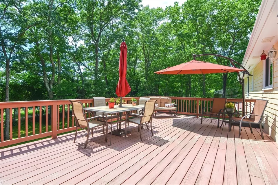 Exterior - 115 Highcrest Rd, Fall River, MA 02720 photo 3 of 14