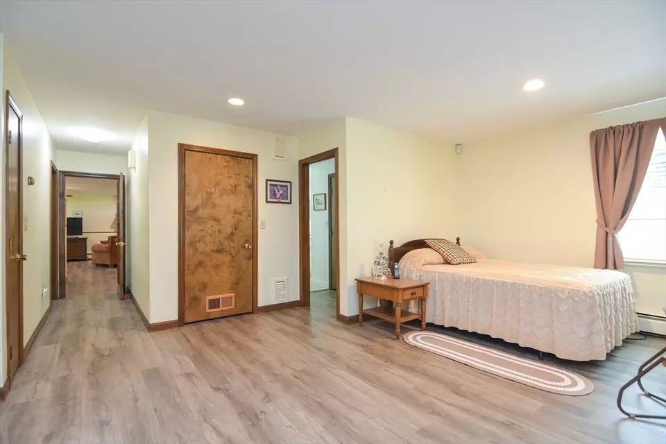 Bedroom - 115 Highcrest Rd, Fall River, MA 02720 photo 4 of 4