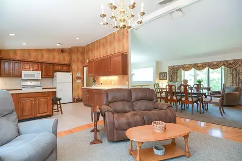 Living - 115 Highcrest Rd, Fall River, MA 02720 photo 1 of 6