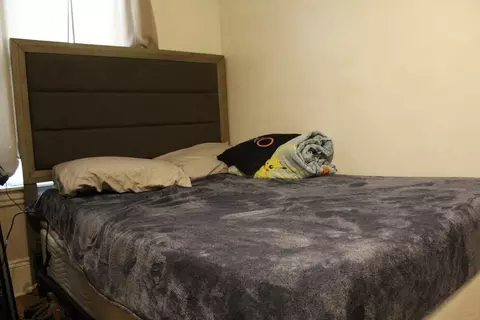 Bedroom - 79-81 Silver St, Springfield, MA 01107 photo 2 of 4