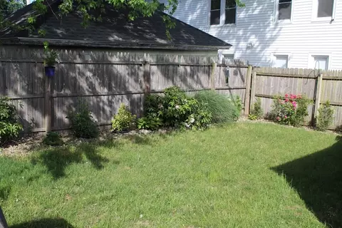 Exterior - 79-81 Silver St, Springfield, MA 01107 photo 4 of 4