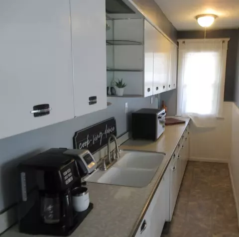 Kitchen - 79-81 Silver St, Springfield, MA 01107 photo 6 of 6