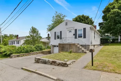 10 Mt Ida Ter, Waltham, MA 02451