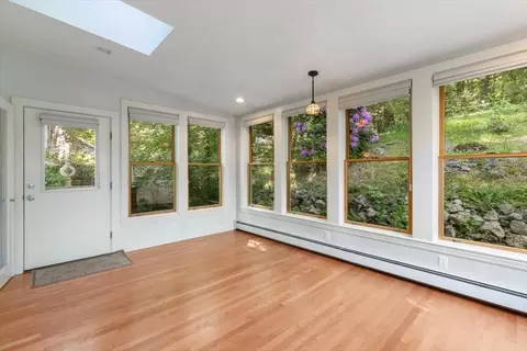 21 Summer Ave, Reading, MA 01867 photo 12