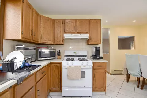 Kitchen - 181 Belmont St, Everett, MA 02149 photo 3 of 4
