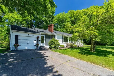 44 Raymond Ct, Fitchburg, MA 01420