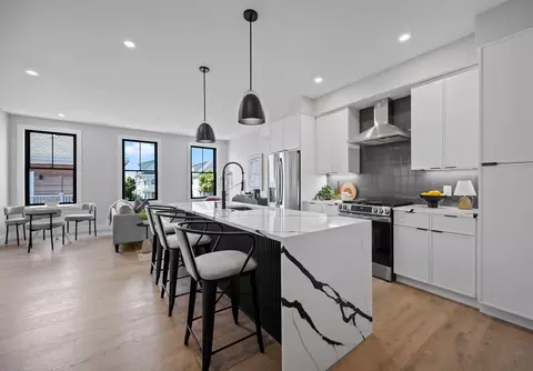 70 Shawsheen #4, Boston, MA 02128