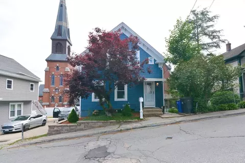 75 Mechanic St, Spencer, MA 01562