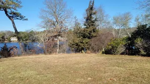 83 Pond View Dr, Barnstable, MA 02632 photo 9