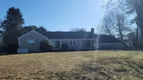 83 Pond View Dr, Barnstable, MA 02632 photo 2