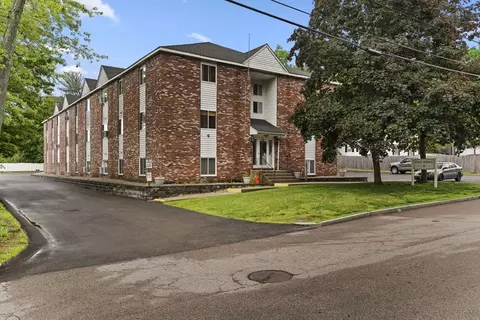 212 Fisher St #B5, North Attleboro, MA 02760