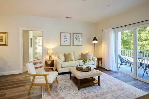 3102 Briarwood Vlg #3102, Clinton, MA 01510