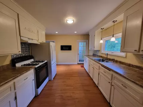 36 Bay State Rd, Reading, MA 01867 photo 5