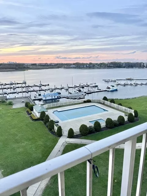 200 Cove Way #801, Quincy, MA 02169