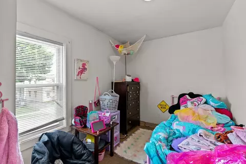 126 Earle St, Woonsocket, RI 02895 photo 13