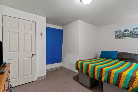 126 Earle St, Woonsocket, RI 02895 photo 32