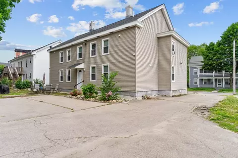 126 Earle St, Woonsocket, RI 02895 photo 4