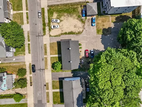 126 Earle St, Woonsocket, RI 02895 photo 41