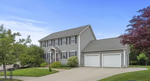 6 S Ridge Cir, Lynn, MA 01904