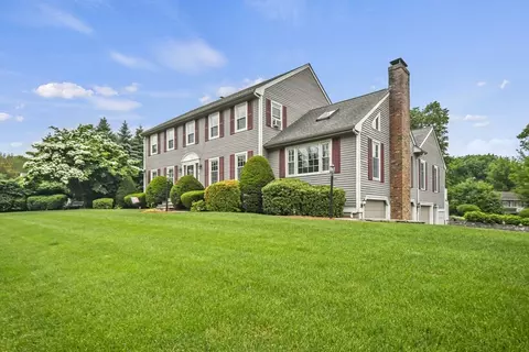 3 Quail Run, Leominster, MA 01453