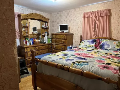 100 Rowland St, Springfield, MA 01107 photo 11