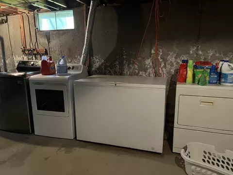 100 Rowland St, Springfield, MA 01107 photo 13