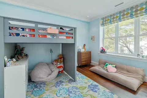 Bedroom - 232 Summit Ave #A5, Brookline, MA 02446 photo 3 of 3