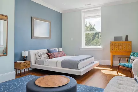 Bedroom - 232 Summit Ave #A5, Brookline, MA 02446 photo 2 of 3