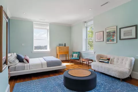 Bedroom - 232 Summit Ave #A5, Brookline, MA 02446 photo 1 of 3