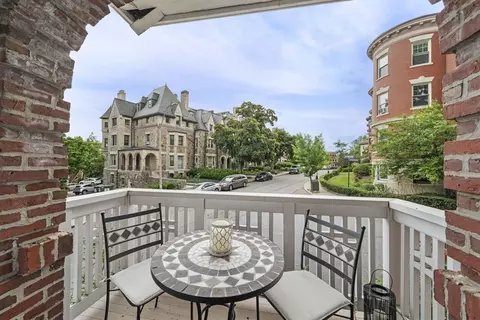 34 Garrison Rd #2, Brookline, MA 02445