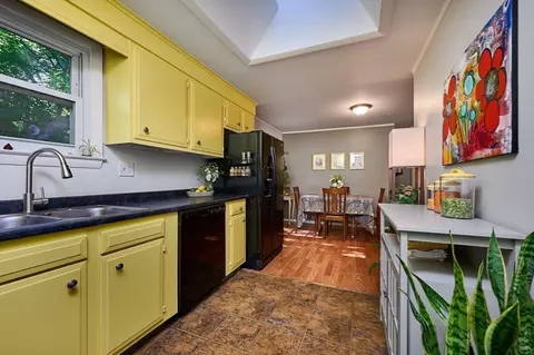 38 Peloquin Dr, Easthampton, MA 01027 photo 13